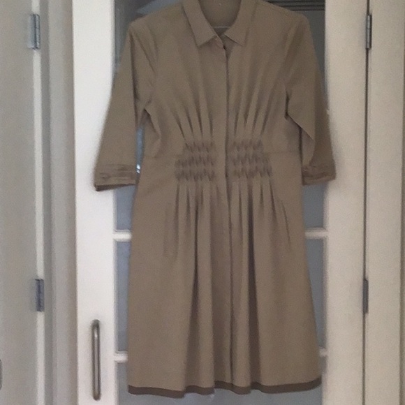 Elie Tahari Tan Pleated Dress - Picture 5 of 7